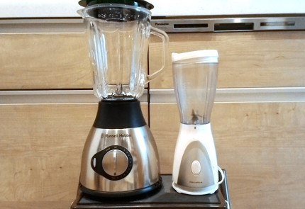 Russell Hobbs（左）とrecolte（右）